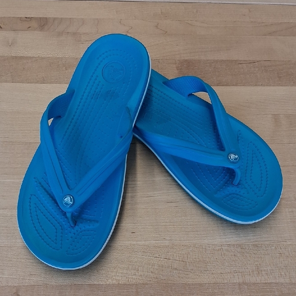 Blue Flip Flops with Logo - Picture 4 of 5